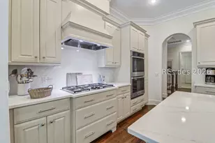 19 Wisteria Ln, Hilton Head Island, SC 29928 - Photo 14