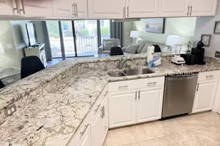 19 Lemoyne Ave, Hilton Head Island, SC 29928 - Photo 12