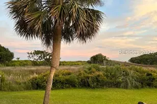 40 Folly Field Rd, Hilton Head Island, SC 29928 - Photo 18