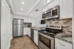 13 Harbourside Ln, Hilton Head Island, SC 29928 - Photo 14