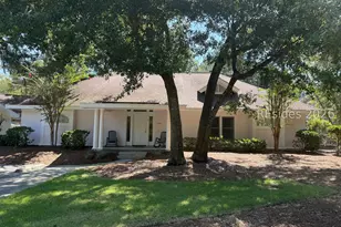 55 Aberdeen Ct, Hilton Head Island, SC 29926 - Photo 2