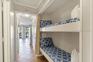 40 Folly Field Rd, Hilton Head Island, SC 29928 - Photo 4
