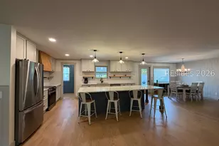 1703 Riverside Dr, Beaufort, SC 29902 - Photo 4