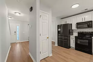 460 Gardners Ln, Bluffton, SC 29910 - Photo 8