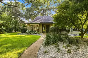 27 Beachwood Dr, Hilton Head Island, SC 29928 - Photo 1