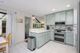 15 Dewberry Ln, Hilton Head Island, SC 29928 - Photo 20