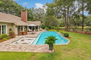 7 Off Shore, Hilton Head Island, SC 29928 - Photo 2