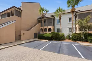 100 Colonnade Dr, Hilton Head Island, SC 29928 - Photo 6