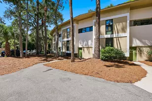42 S Forest Beach Dr, Hilton Head Island, SC 29928 - Photo 4