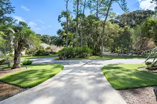 15 Persimmon Pl, Hilton Head Island, SC 29926 - Photo 76