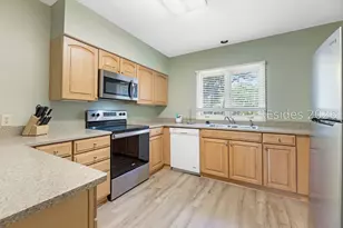 55 Barcelona Rd, Hilton Head Island, SC 29928 - Photo 4