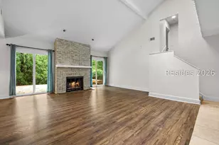 25 Honey Locust Cir, Hilton Head Island, SC 29926 - Photo 8