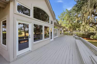 15 Peninsula Drive, Hilton Head Island, SC 29926 - Photo 10