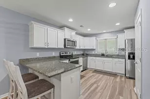 207 Ceasar Pl, Hilton Head Island, SC 29926 - Photo 8