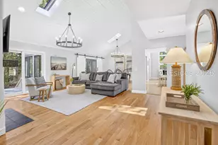 19 Dewberry Ln, Hilton Head Island, SC 29928 - Photo 2