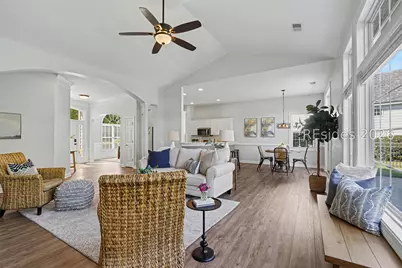 14 S Point Court, Bluffton, SC 29910 - Photo 10