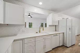 16 Kingbird Ln, Hilton Head Island, SC 29928 - Photo 8