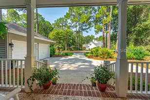 7 McGuire Ct, Hilton Head Island, SC 29926 - Photo 6