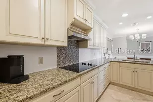 18 Lighthouse Ln, Hilton Head Island, SC 29928 - Photo 16