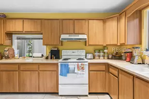 21 Acorn Ln, Hilton Head Island, SC 29928 - Photo 12