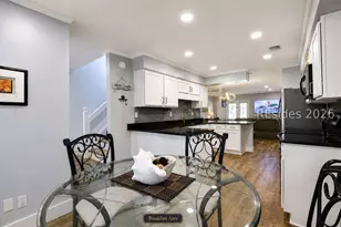 70 Shipyard Dr, Hilton Head Island, SC 29928 - Photo 4