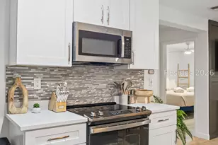 21 Lagoon Rd, Hilton Head Island, SC 29928 - Photo 2