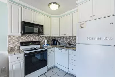 40 Folly Field Road #C147, Hilton Head Island, SC 29928 - Photo 4