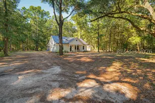 77 Ave of Oaks, Saint Helena Island, SC 29920 - Photo 4