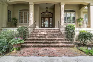 21 Ribaut Dr, Hilton Head Island, SC 29926 - Photo 4