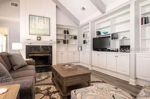 28 Aberdeen Ct, Hilton Head Island, SC 29926 - Photo 2