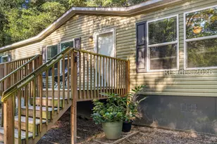 17 Harold Dr, Beaufort, SC 29906 - Photo 2