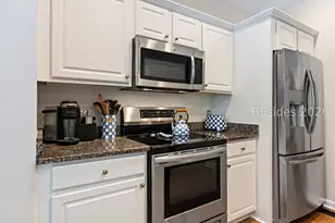 96 Victoria Square Dr, Hilton Head Island, SC 29926 - Photo 22