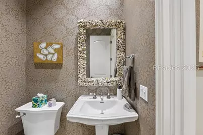 526 Colonial Drive, Hilton Head Island, SC 29926 - Photo 20