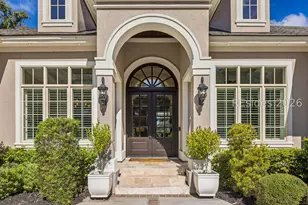 526 Colonial Dr, Hilton Head Island, SC 29926 - Photo 2
