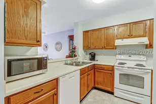 36 Deallyon Ave, Hilton Head Island, SC 29928 - Photo 14