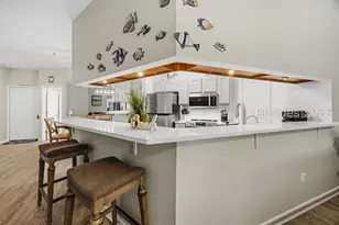 19 Lemoyne Ave, Hilton Head Island, SC 29928 - Photo 10
