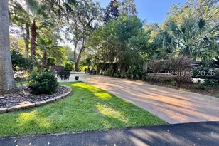 133 Arrow Rd, Hilton Head Island, SC 29928 - Photo 1