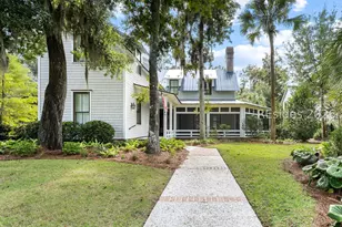 94 Thom's Creek St, Bluffton, SC 29910 - Photo 2