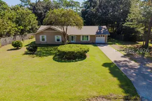 36 Sugaree Dr, Bluffton, SC 29910 - Photo 6