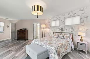 11 Dolphin Point Ln, Hilton Head Island, SC 29926 - Photo 16
