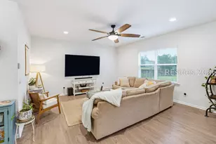 27 Seneca Wy, Beaufort, SC 29906 - Photo 8