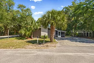 1 Robin St, Hilton Head Island, SC 29928 - Photo 26