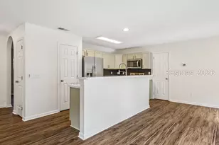110 Slater St, Bluffton, SC 29909 - Photo 6