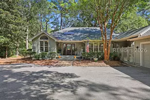 69 Forest Dr, Hilton Head Island, SC 29928 - Photo 6
