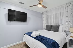40 Folly Field Rd, Hilton Head Island, SC 29928 - Photo 12