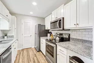 2 Lighthouse Ln, Hilton Head Island, SC 29928 - Photo 10