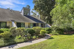 12 Townhouse Mnr, Hilton Head Island, SC 29928 - Photo 2