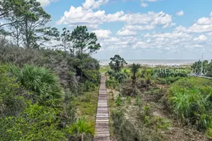 18 Sea Oak Ln, Hilton Head Island, SC 29928 - Photo 4