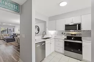 15 Deallyon Ave, Hilton Head Island, SC 29928 - Photo 8