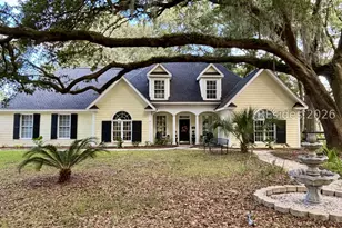 28 Barnwell Dr, Beaufort, SC 29907 - Photo 1